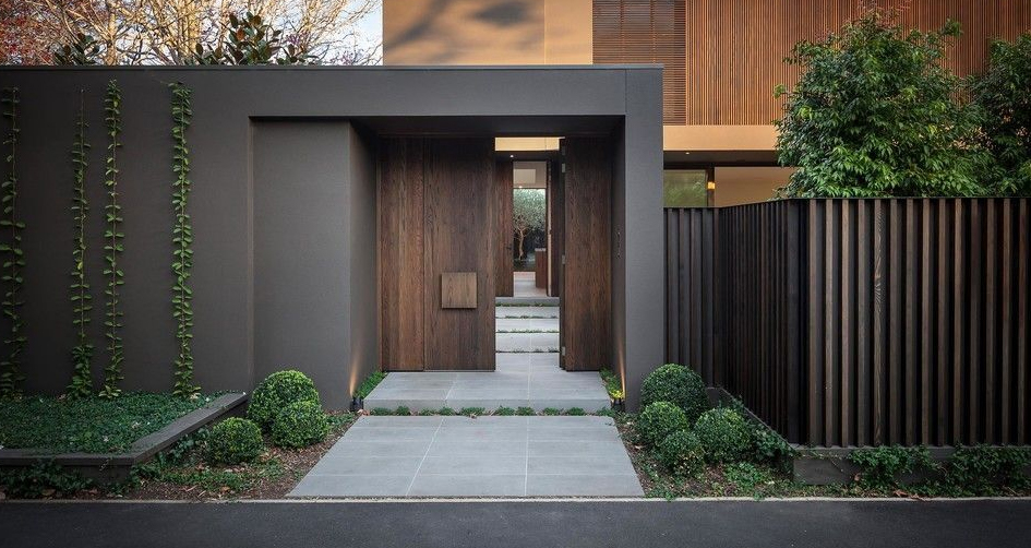 garage-door-service-maintainance-(Installation section)